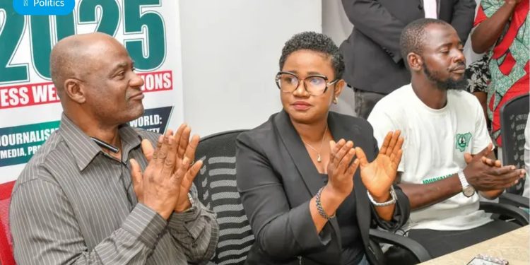 Disu lauds journalists for upholding professionalism