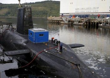 Iranian, Romanian caught trying to enter UK nuclear submarine base