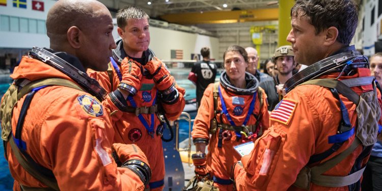 Artemis II astronauts splash down in San Diego