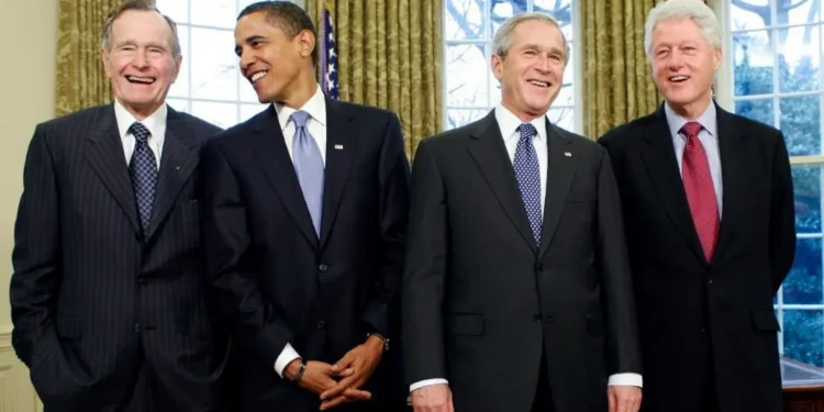 L-R: George HW Bush, Barack Obama, George W Bush and Bill Clinton