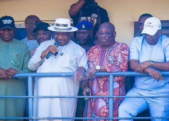 SGF, George Akume and APC stalwarts in Benue State before presidential primary election.