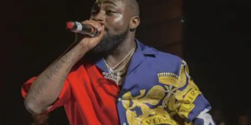 Nigerian super star Davido performing in a concert in Toronto