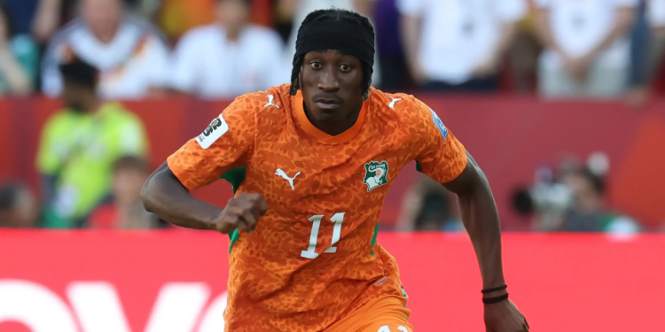 Ivory Coast forward Yan Diomande is keen to join PSG.