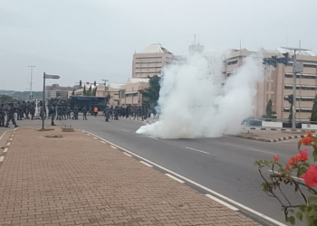 Policemen fired teargas at protesters