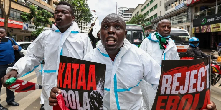 Kenyans in a protest against Ebola quarantine centre for US citizens