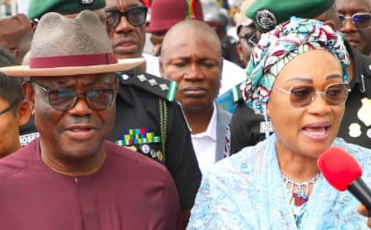 First Lady Sen. Oluremi Tinubu alongside FCT Minister Nyesom Wike at the commissioning of the Bwari Township Water Supply Network in Abuja.