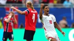 JEngland reached the 2026 FIFA World Cup semi-finals after Jude Bellingham scored twice in a dramatic 2-1 extra-time victory over Norway in Miami, United States.