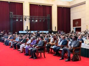 Political leaders, scholars and media representatives from 50 countries gather at Yinchuan, capital of Ningxia Hui Autonomous Region.