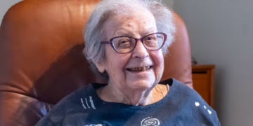 Eileen Lavine, 101-year-old American journalist