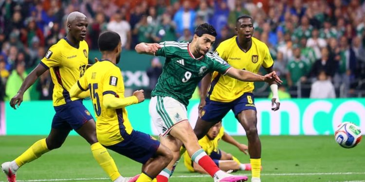 Mexico defeated Ecuador by two goals to reach round of 16