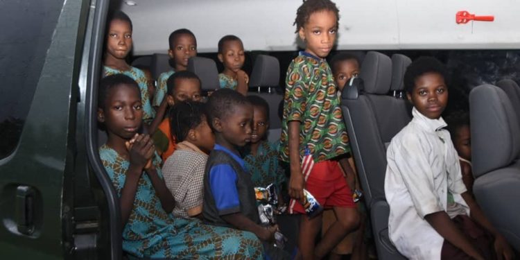 Oriire school pupils after rescue from kidnappers by security forces.