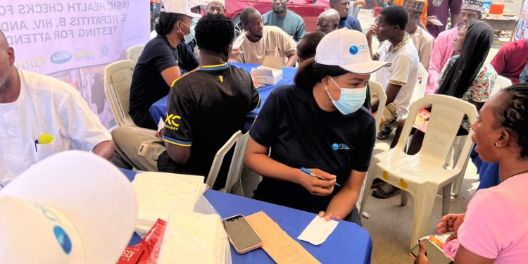 Health professionals offer free testing and counselling on hepatitis, HIV and sexually transmitted infections during World Hepatitis Day, as WHO warns that funding gaps and inequalities continue to threaten progress in prevention, testing and treatment.