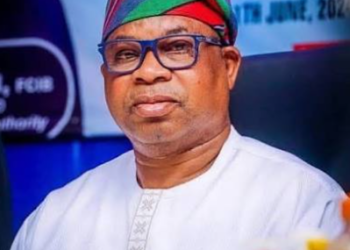 APC governorship candidate, Bola Oyebamiji, receives the backing of the Accord Party faction led by Christopher Imumolen ahead of Saturday’s Osun governorship election.