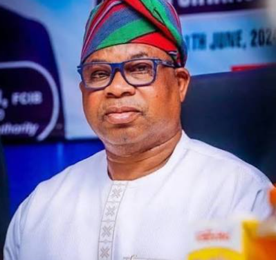 APC governorship candidate, Bola Oyebamiji, receives the backing of the Accord Party faction led by Christopher Imumolen ahead of Saturday’s Osun governorship election.