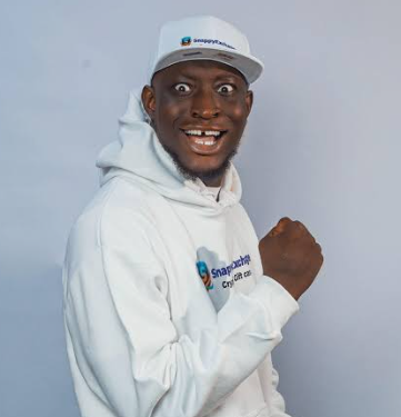 Nigerian streamer Carter Efe reacts during a livestream where he claims that the widely publicized wedding ceremony between TikTok personalities Peller and Jarvis is staged for content.