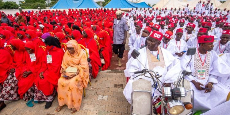 Couples participating in the state’s Auren Gata mass wedding programme, organized by the Kano State Government.