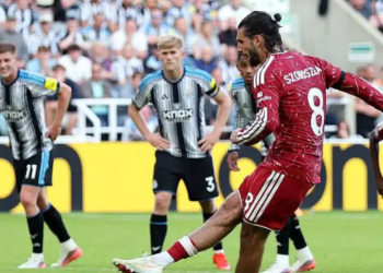Dominik Szoboszlai scored in the ninth minute of stoppage time