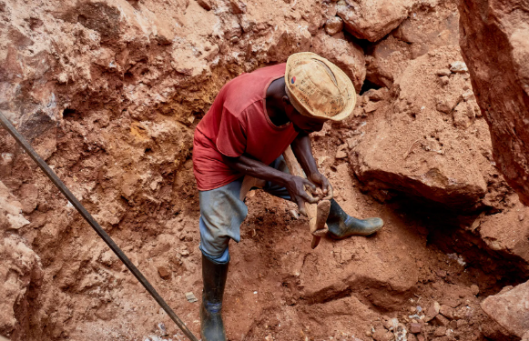 A mining pit collapse in Kassa community, Barkin Ladi Local Government Area of Plateau State, claims seven lives and reportedly injures several others.