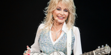 Dolly Parton, the legendary country music singer, songwriter and actress, has died at the age of 80.