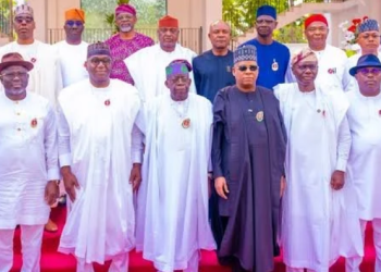 President Bola Tinubu in a group photograph with the APC governors after the meeting