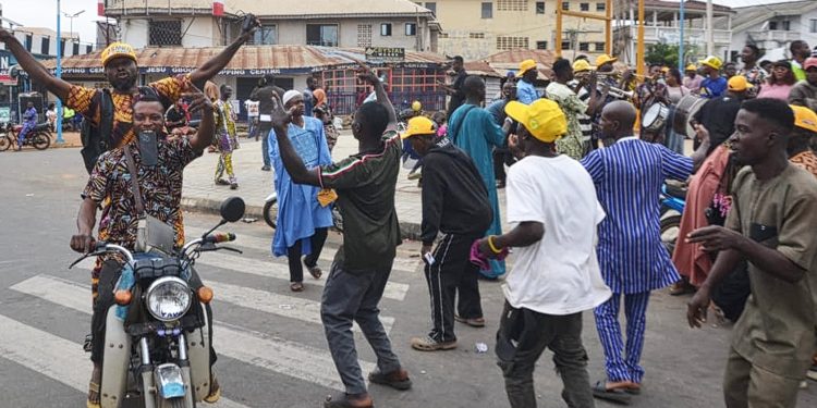 Citizens in Osogbo celebrate the victory of Governor Ademola Adeleke.