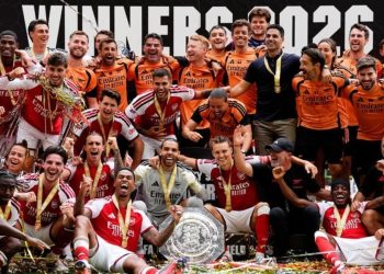 Arsenal wins Community Shield beating Manchester United by three goals.