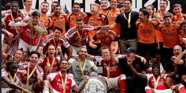 Arsenal wins Community Shield beating Manchester United by three goals.