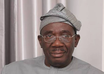 Senator Francis Fadahunsi, representing Osun East Senatorial District, has been summoned by the Osun State Police Command over alleged threats against Accord Party members ahead of the state’s governorship election.