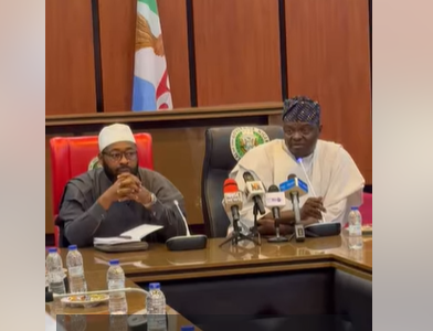APC National Chairman, Prof. Nentawe Yilwatda, leads members of the party’s National Working Committee on a condolence visit to Niger State over the deaths of 37 miners in NSCDC custody.
