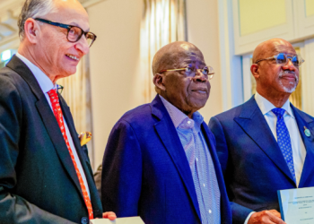 President Bola Tinubu, Ogun State Governor Dapo Abiodun and DP World Group CEO Yuvraj Narayan at the signing of the $7bn-plus MoUs for the Gateway Deep Sea Port and Blue Marine Special Economic Zone in Paris, France.