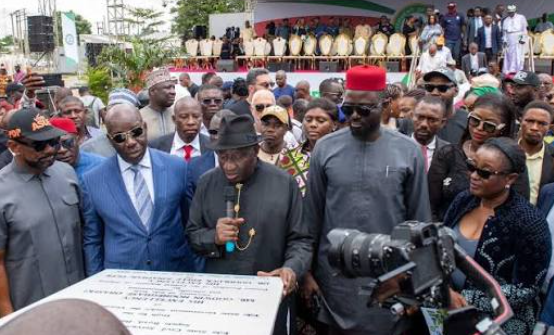 Former President Goodluck Jonathan at the foundation-laying and fundraising ceremony for the proposed Secretariat Complex of the Bayelsa State Association of Retired Permanent Secretaries in Yenagoa, Bayelsa State.