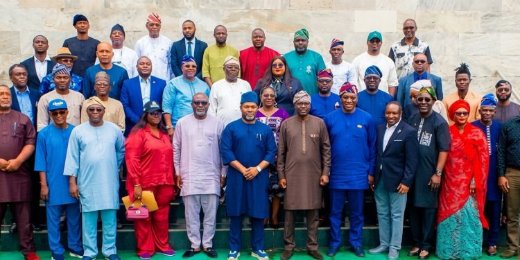 Sanwo-Olu with the 44 inaugurated chairmen