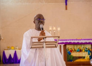 Edo State Governor, Monday Okpebholo, speaks during a Sunday service at Living Faith Church, Benin City, where he assures residents of a five-minute response time to security threats across the state.
