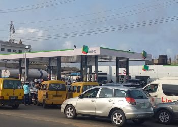 Abuja petrol stations still pump at N1, 430 per litre