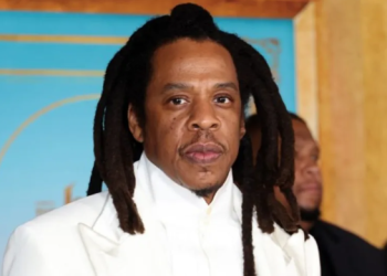 Jay-Z faces renewed legal developments after the woman who accused him of rape in a 2024 lawsuit formally declares that her allegations against the rapper are false.