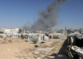 Smoke rises after a house was targeted by an Israeli strike in Khan Younis, southern Gaza Strip on September 9, 2026