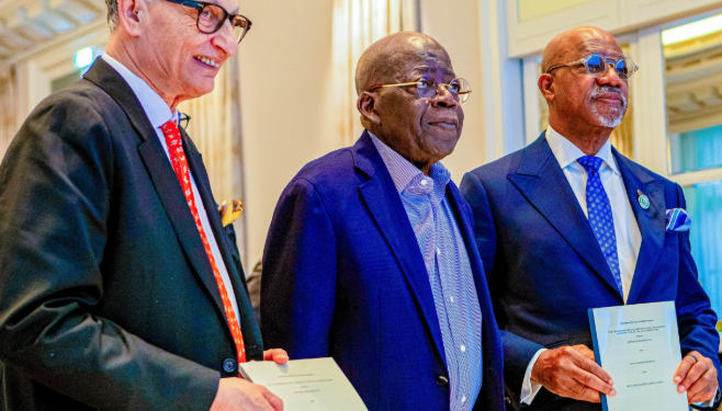 President Bola Tinubu, Ogun State Governor Dapo Abiodun and DP World Group CEO Yuvraj Narayan at the signing of the $7bn-plus MoUs for the Gateway Deep Sea Port and Blue Marine Special Economic Zone in Paris, France.