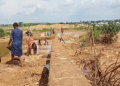 Artisanal miners resume mining at the M.I. Wushishi mining site in Minna, Niger State, despite the recent arrest of scores of miners and the deaths of 37 detainees in NSCDC custody.