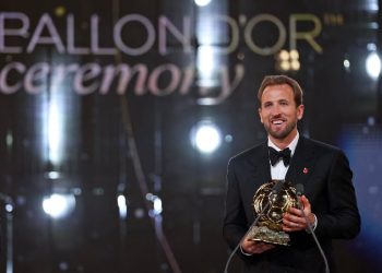 Harry Kane holds the Ballon d’Or trophy after winning the 2026 men’s award at the ceremony in London on October 26.