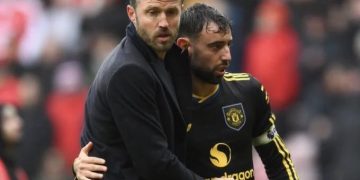 Manchester United head coach Michael Carrick and captain Bruno Fernandes, who reportedly held talks to resolve tensions following the club’s defeat to Bournemouth.