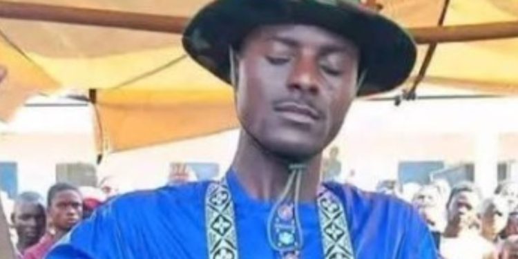 A notorious bandit kingpin, identified as Kachalla Mu’azu and six members of his gang have reportedly been killed during a clash involving rival armed groups in Zamfara State.